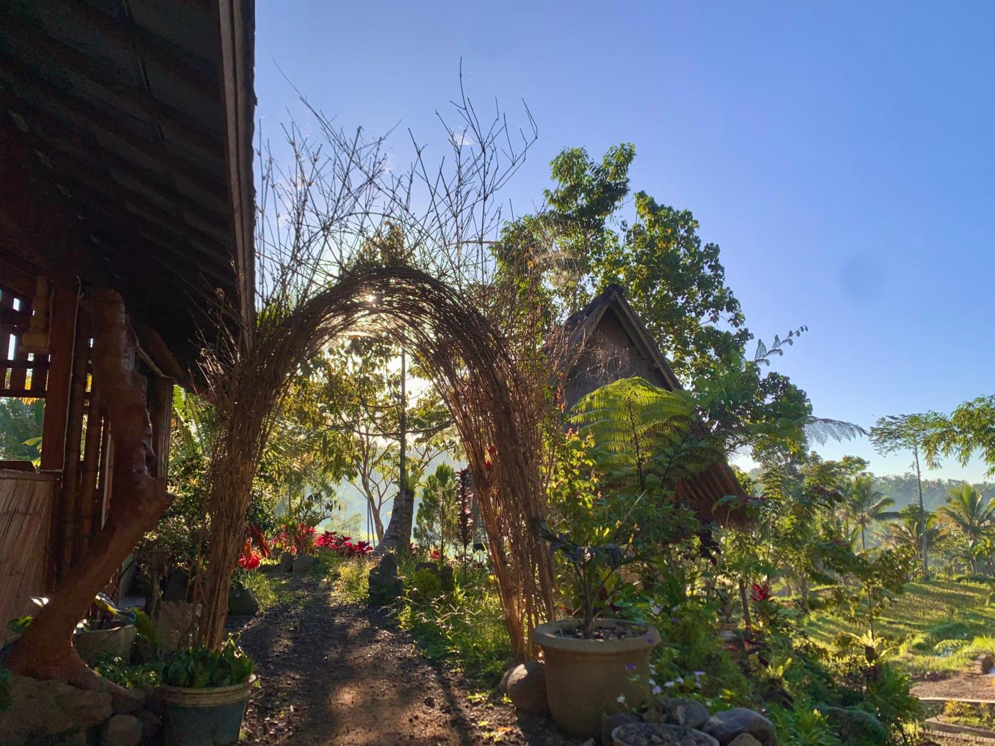 The Alam Tetebatu Bungalow & Restaurant Exterior foto